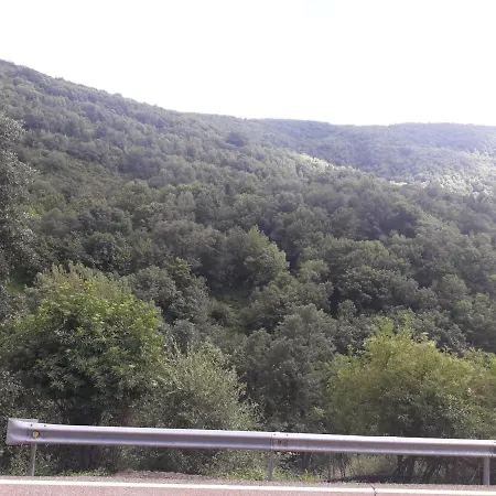 La Venta Holiday home Robles de Laciana